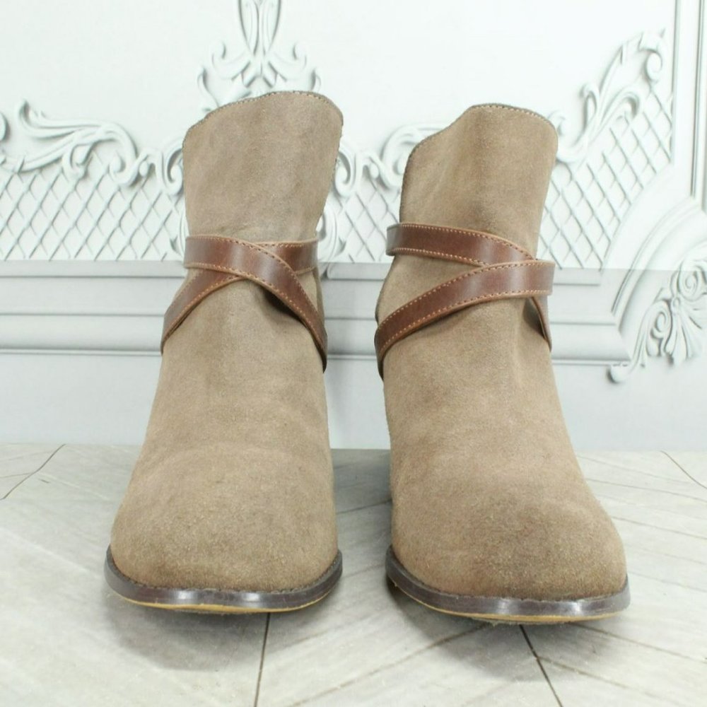 Ecote Brown Suede Slip On Casual Buckled Ankle Heel Booties Size 9 - Picture 4 of 9
